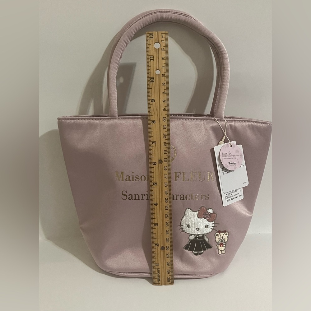 Hello Kitty and Tiny Chum Small Maison De Fleur Tote Bag - Picture 3 of 8